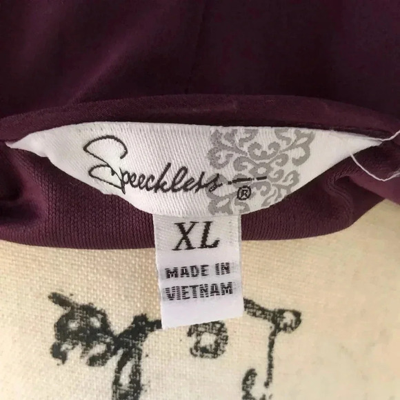 Sprecklers Lace Dress - Picture 6 of 7